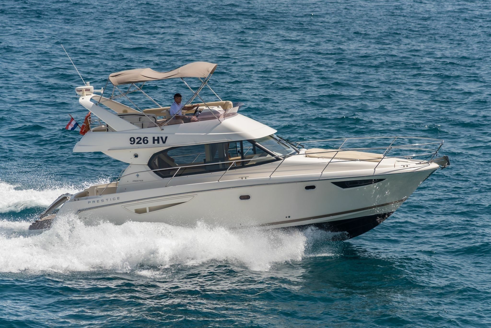 Jeanneau Prestige 400 Fly | Lino