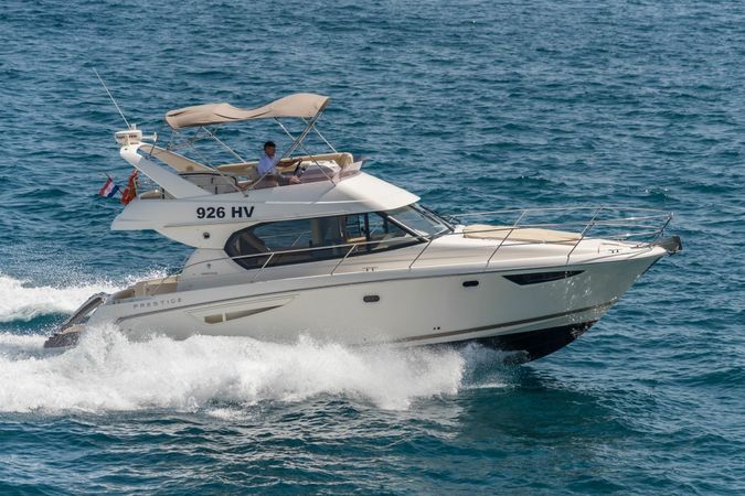 Jeanneau Prestige 400 Fly | Lino