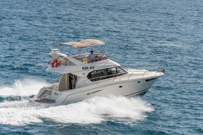 Jeanneau Prestige 400 Fly | Lino