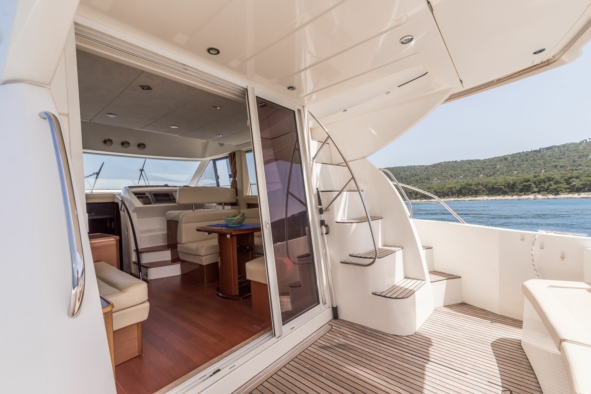 Jeanneau Prestige 400 Fly | Lino