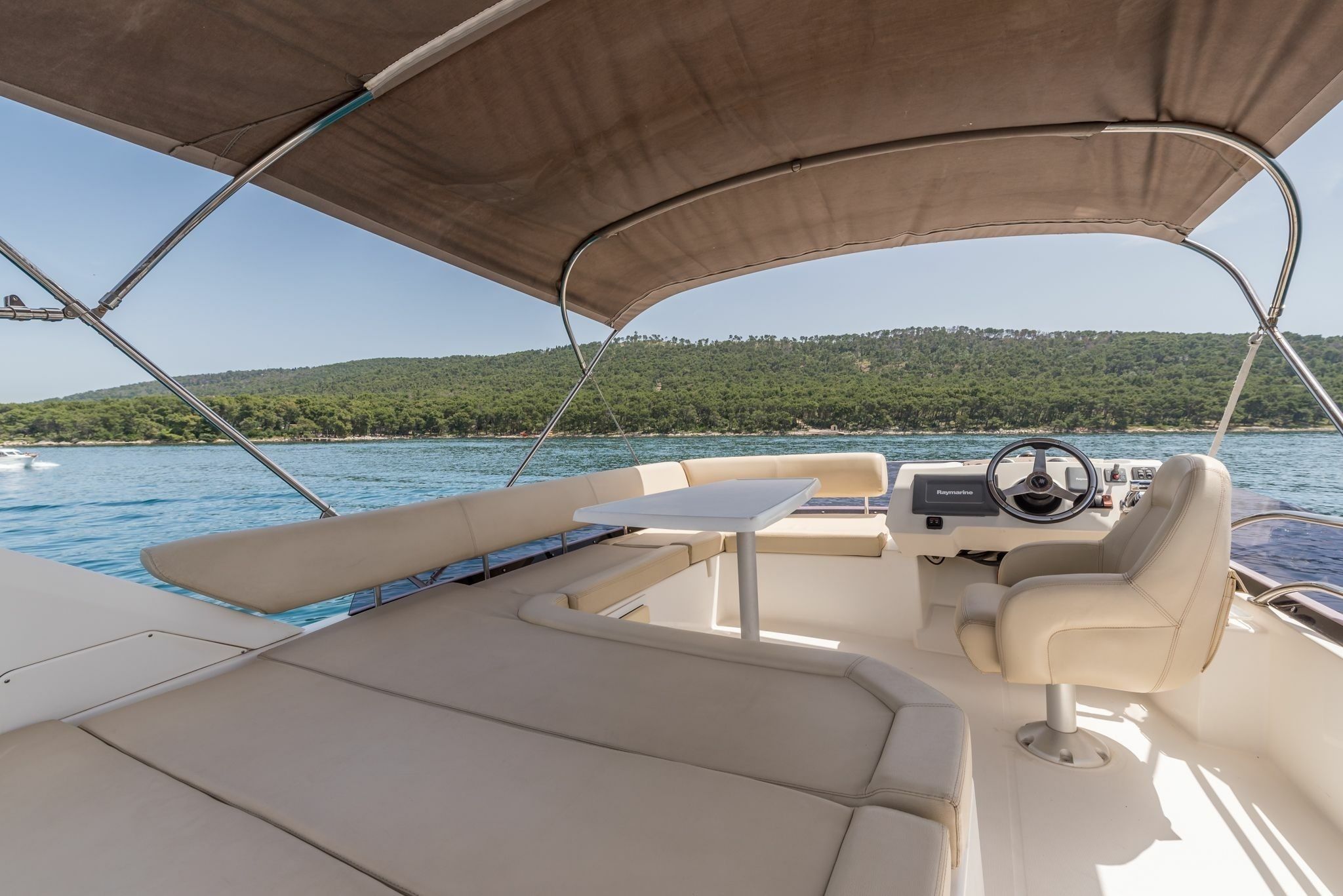 Jeanneau Prestige 400 Fly | Lino