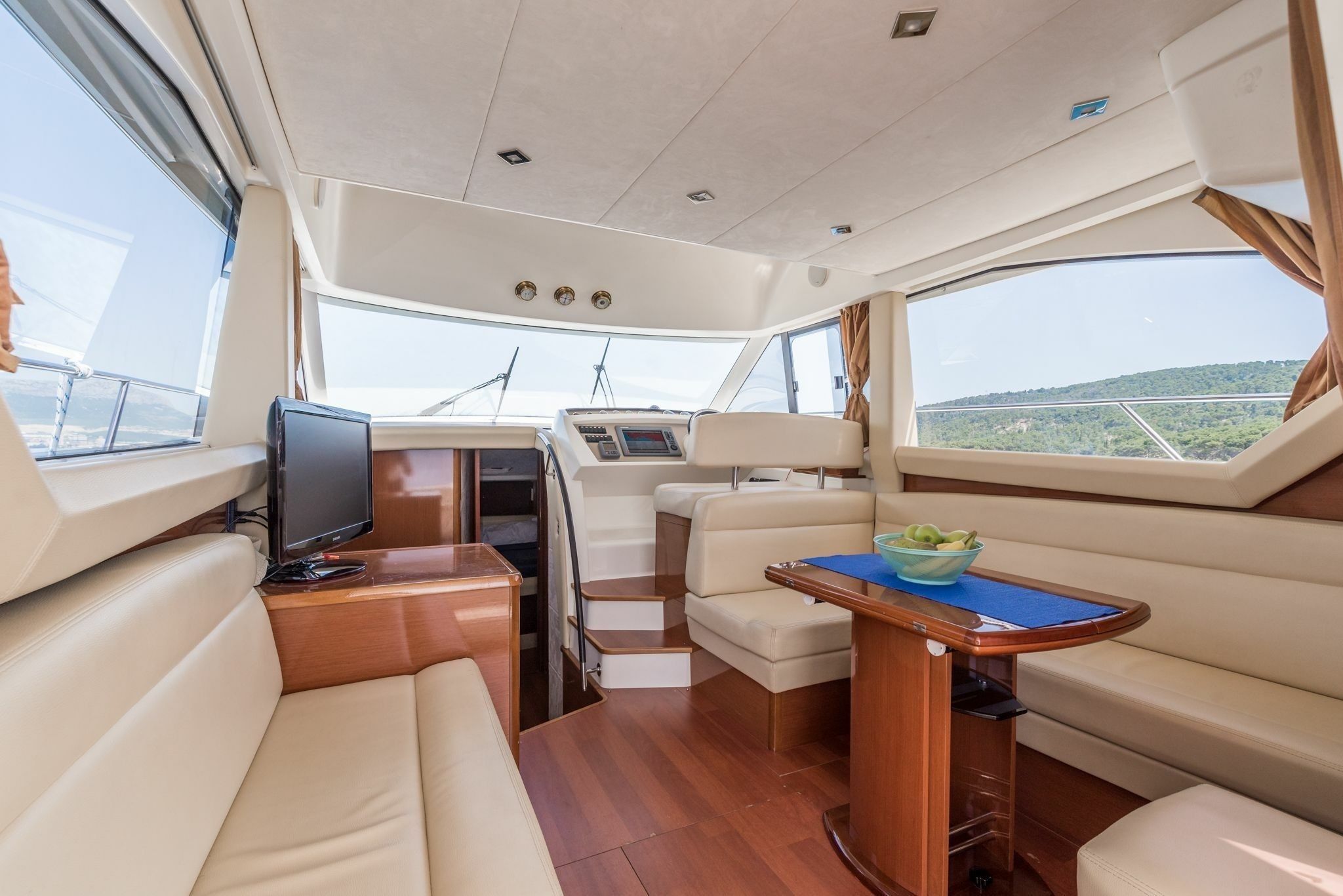 Jeanneau Prestige 400 Fly | Lino