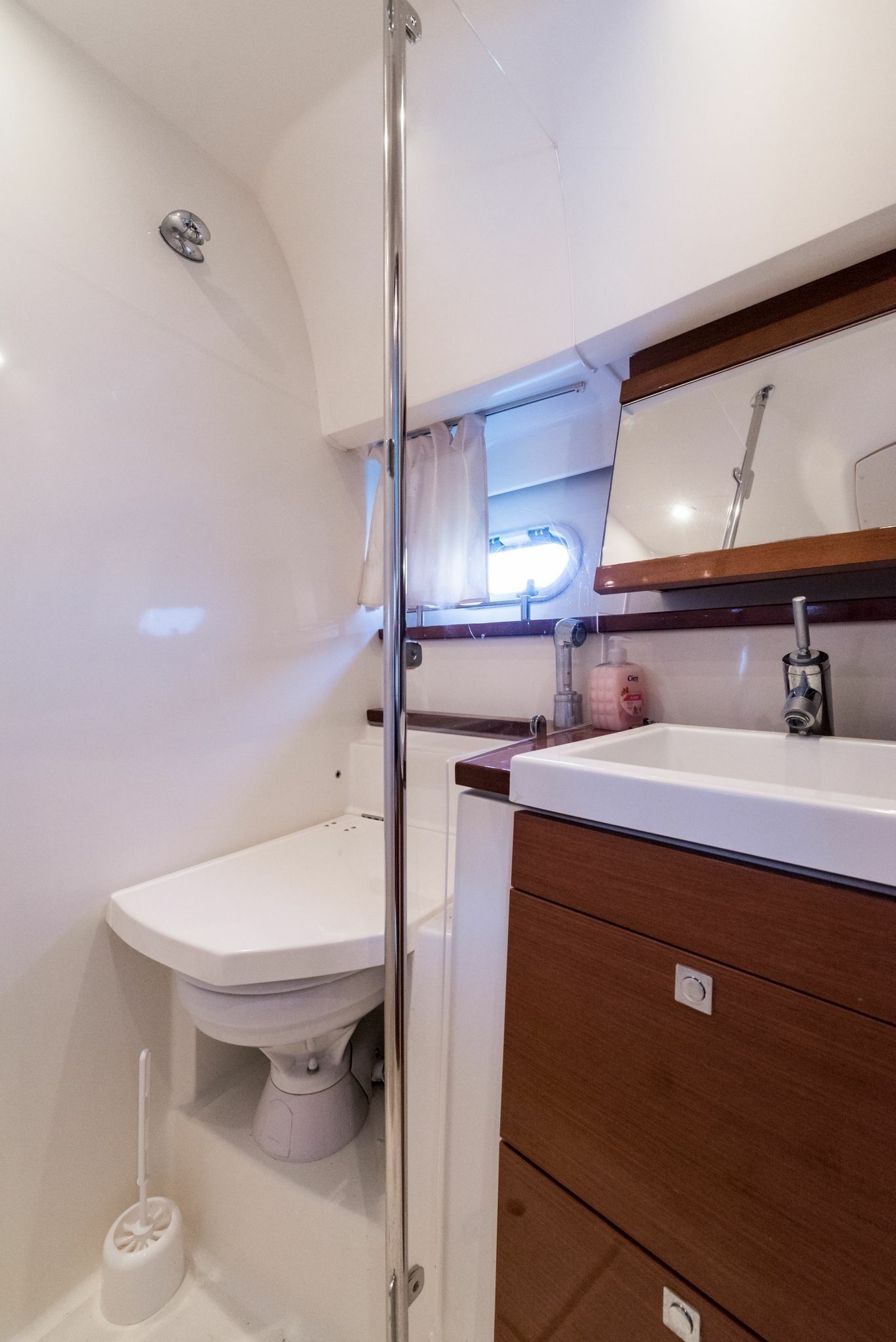 Jeanneau Prestige 400 Fly | Lino
