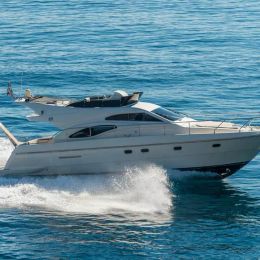Ferretti 430 | Leona