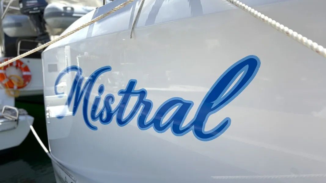 Lagoon 38 | Mistral