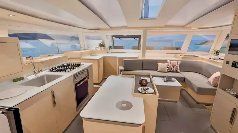 Fountaine Pajot FP 48 | Have It All