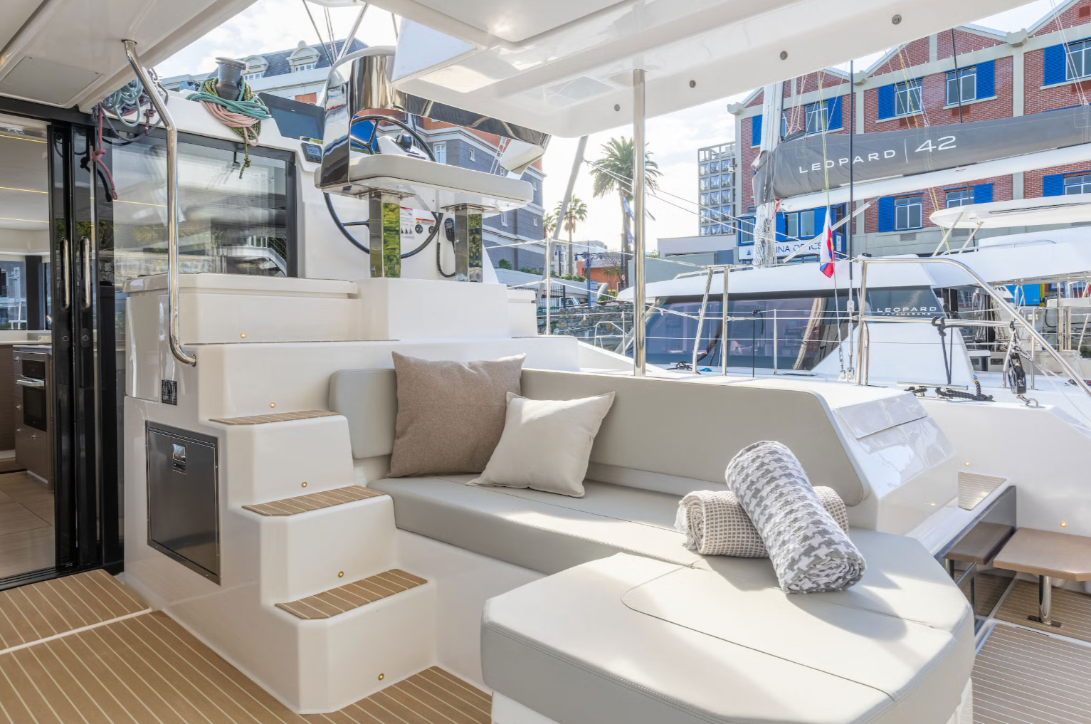 Leopard 52 | New
