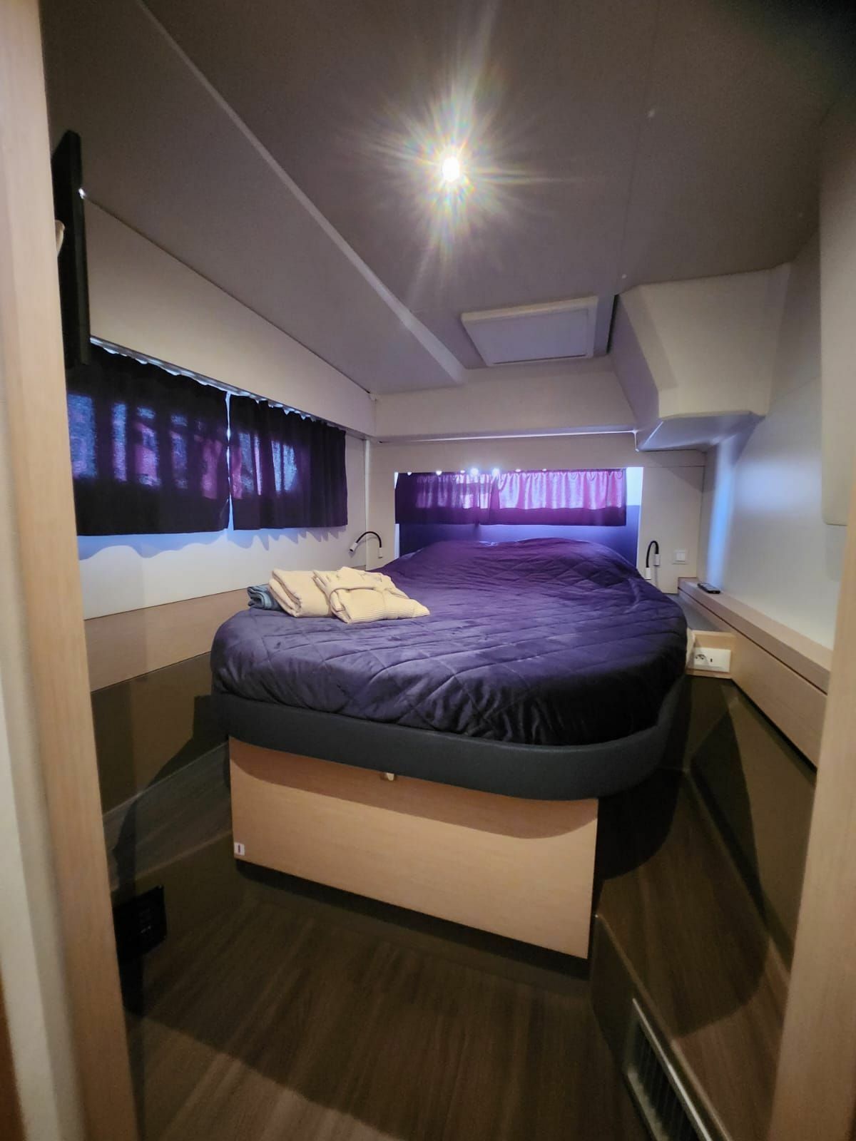 Fountaine Pajot Astrea 42 | Eden