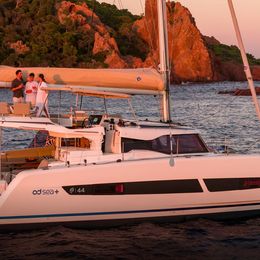Fountaine Pajot New 44 | Chora