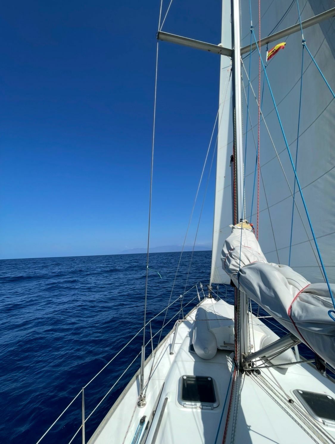 Jeanneau Sun Odyssey 43 | Good Breeze