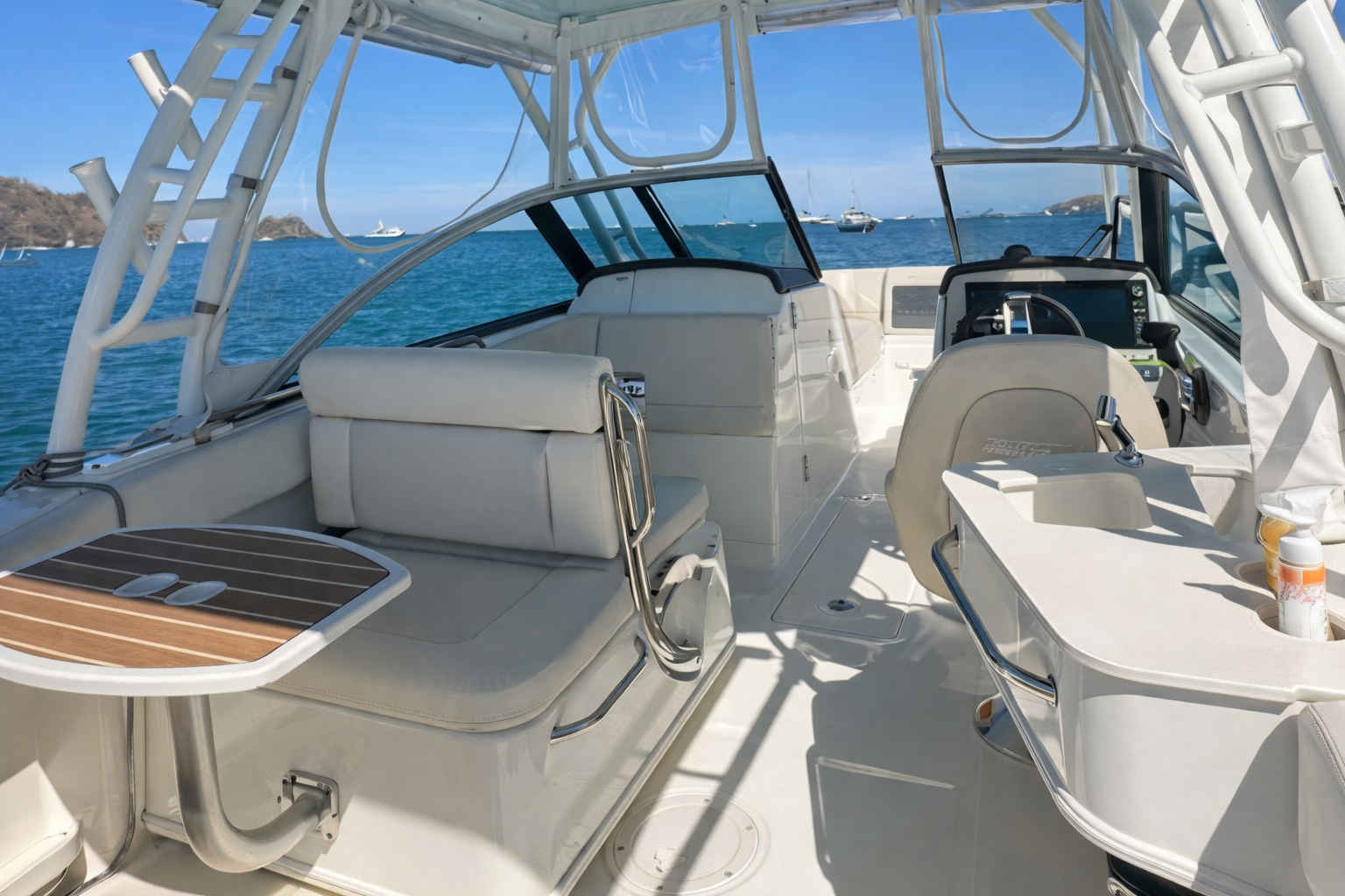 Boston Whaler 270 Vantage | 19