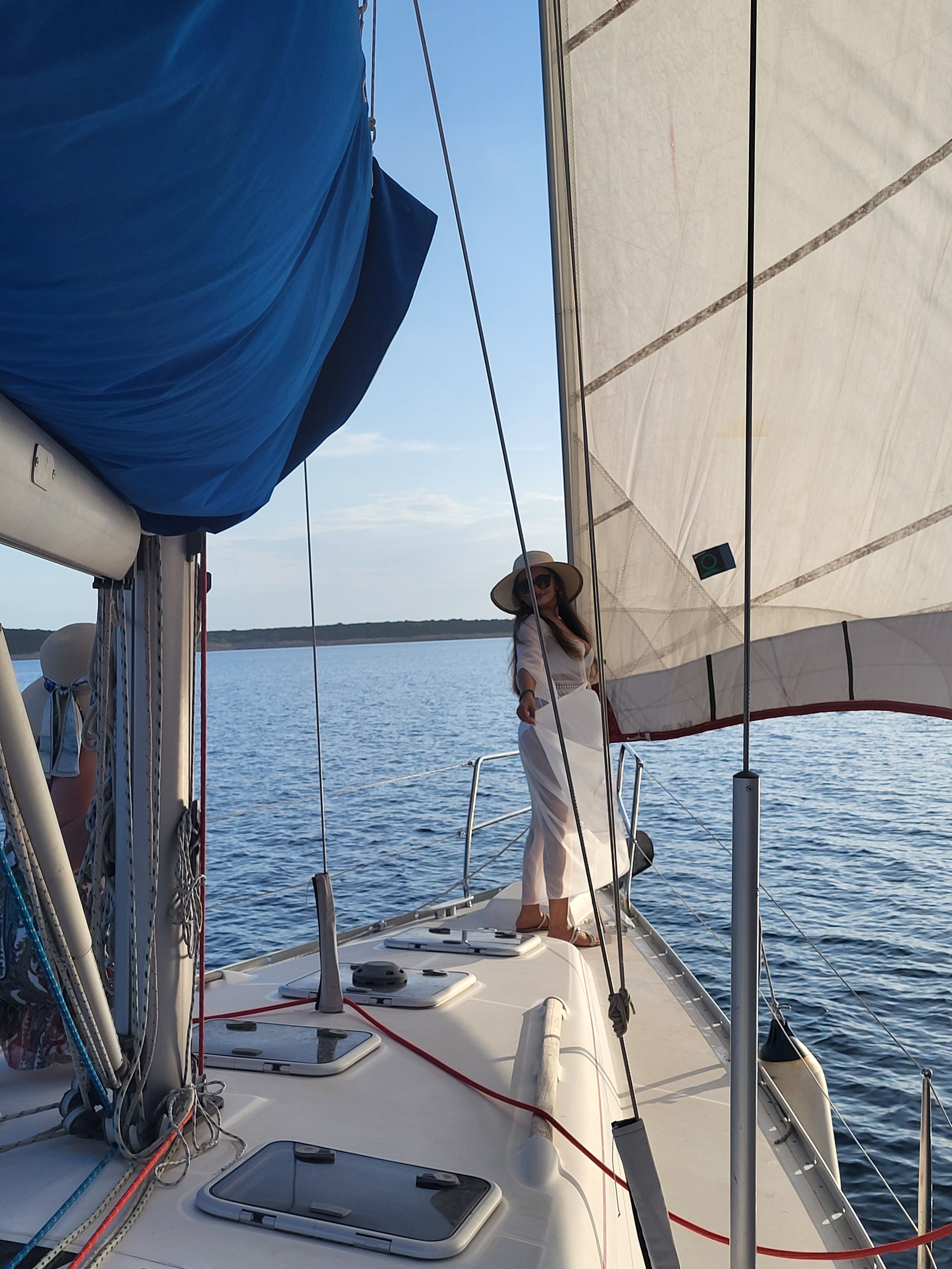 Beneteau Oceanis 393 | Blue Way