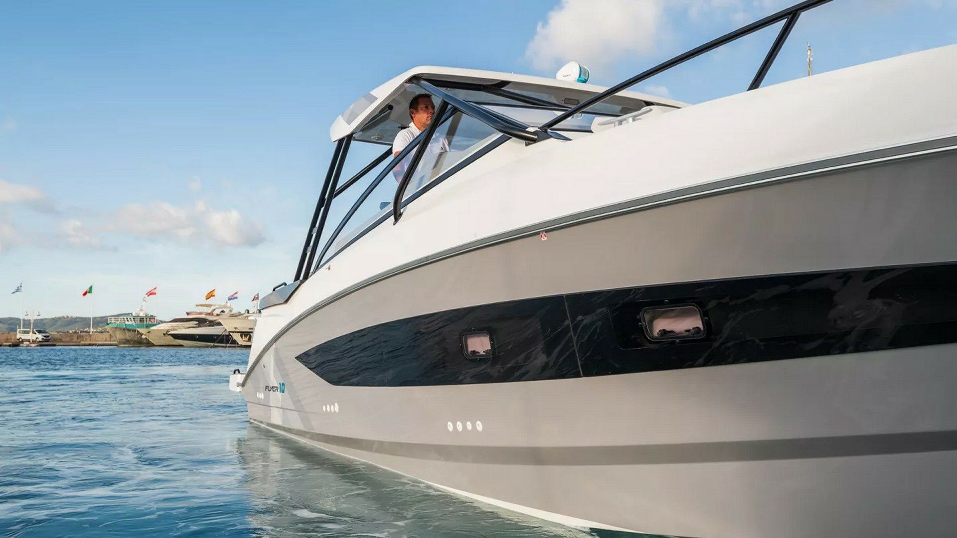Beneteau Flyer 10 | Tin Tin