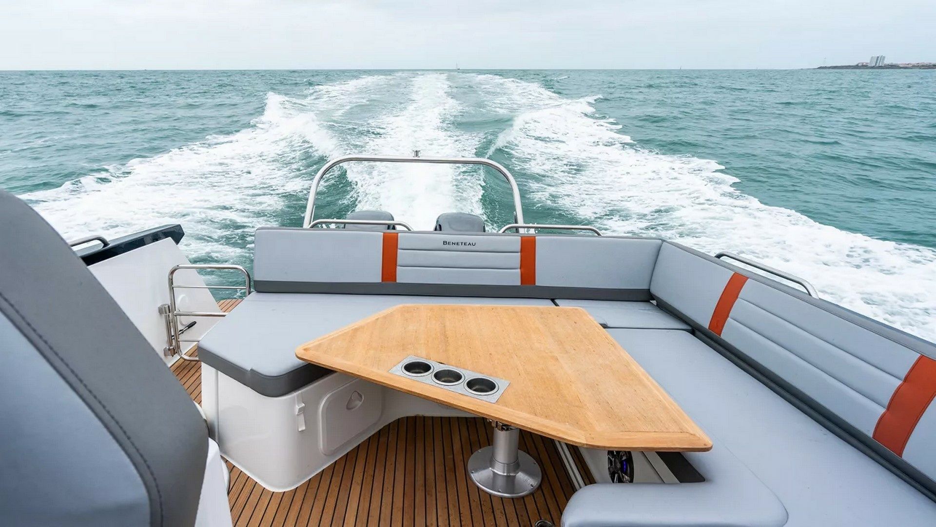 Beneteau Flyer 10 | Tin Tin