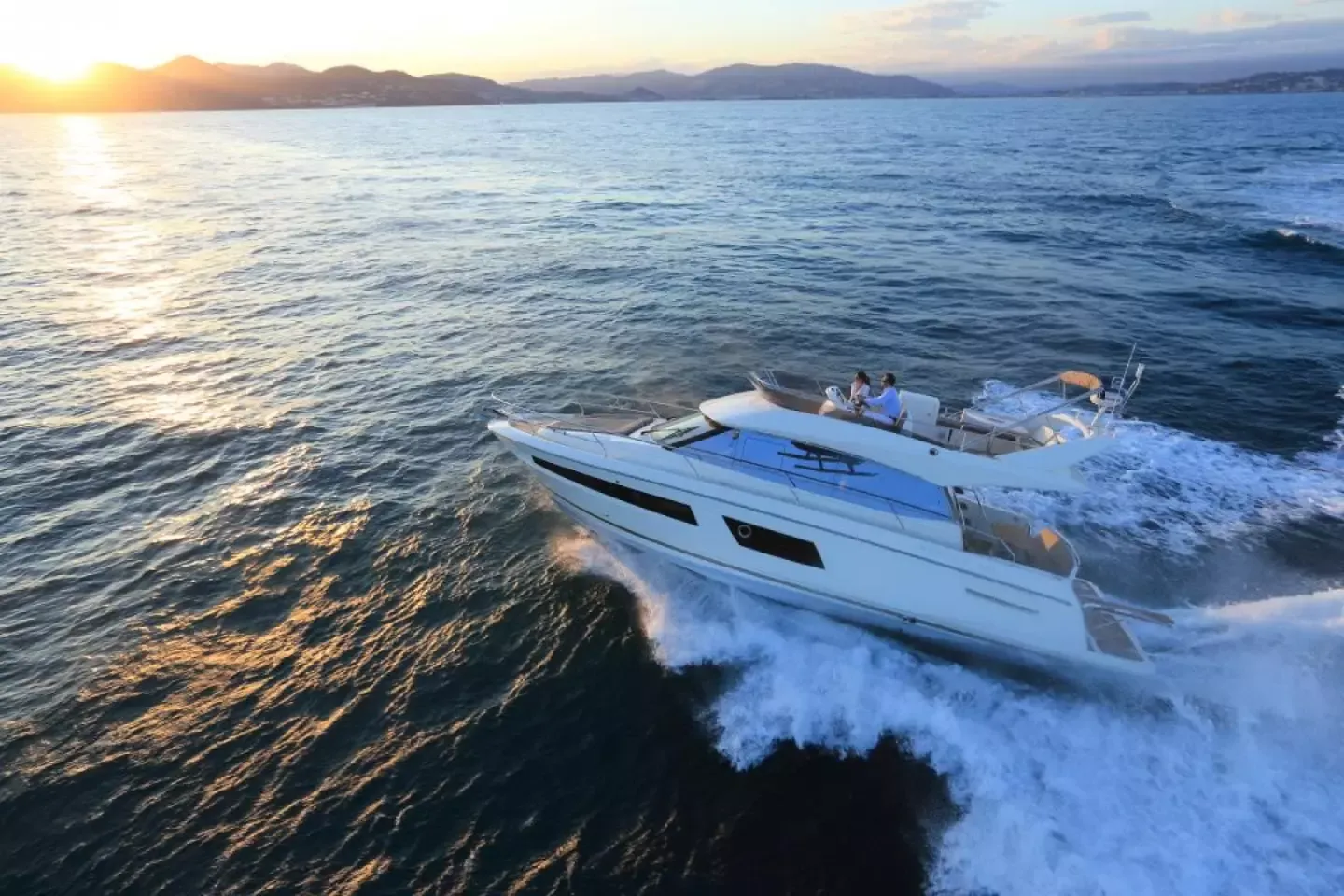 Jeanneau Prestige 450 Fly | Beni