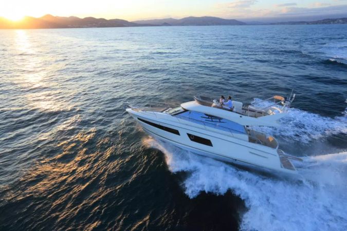 Jeanneau Prestige 450 Fly | Beni