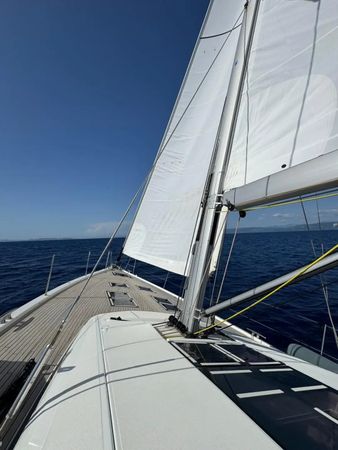 Jeanneau 60 | Elyvian Breeze