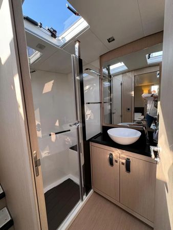 Jeanneau 60 | Elyvian Breeze