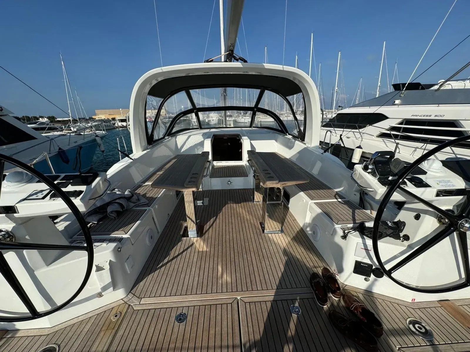 Jeanneau 60 | Elyvian Breeze