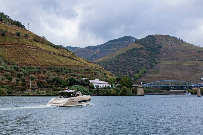Invictus TT28s | FeelDouro