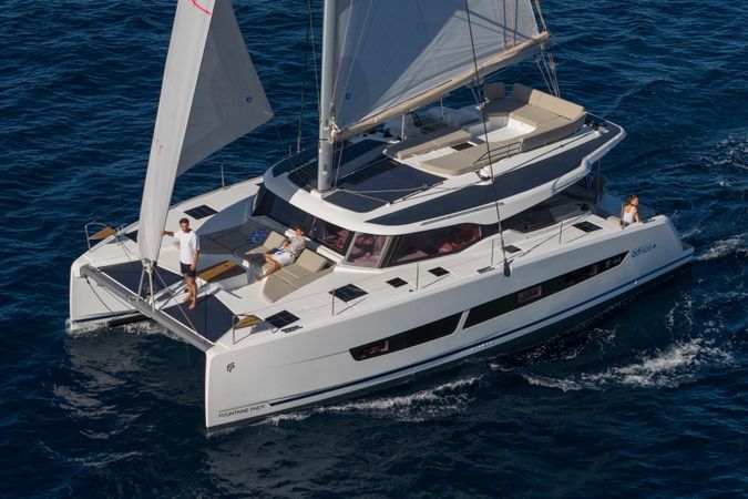 Fountaine Pajot FP44 | Diver Dog