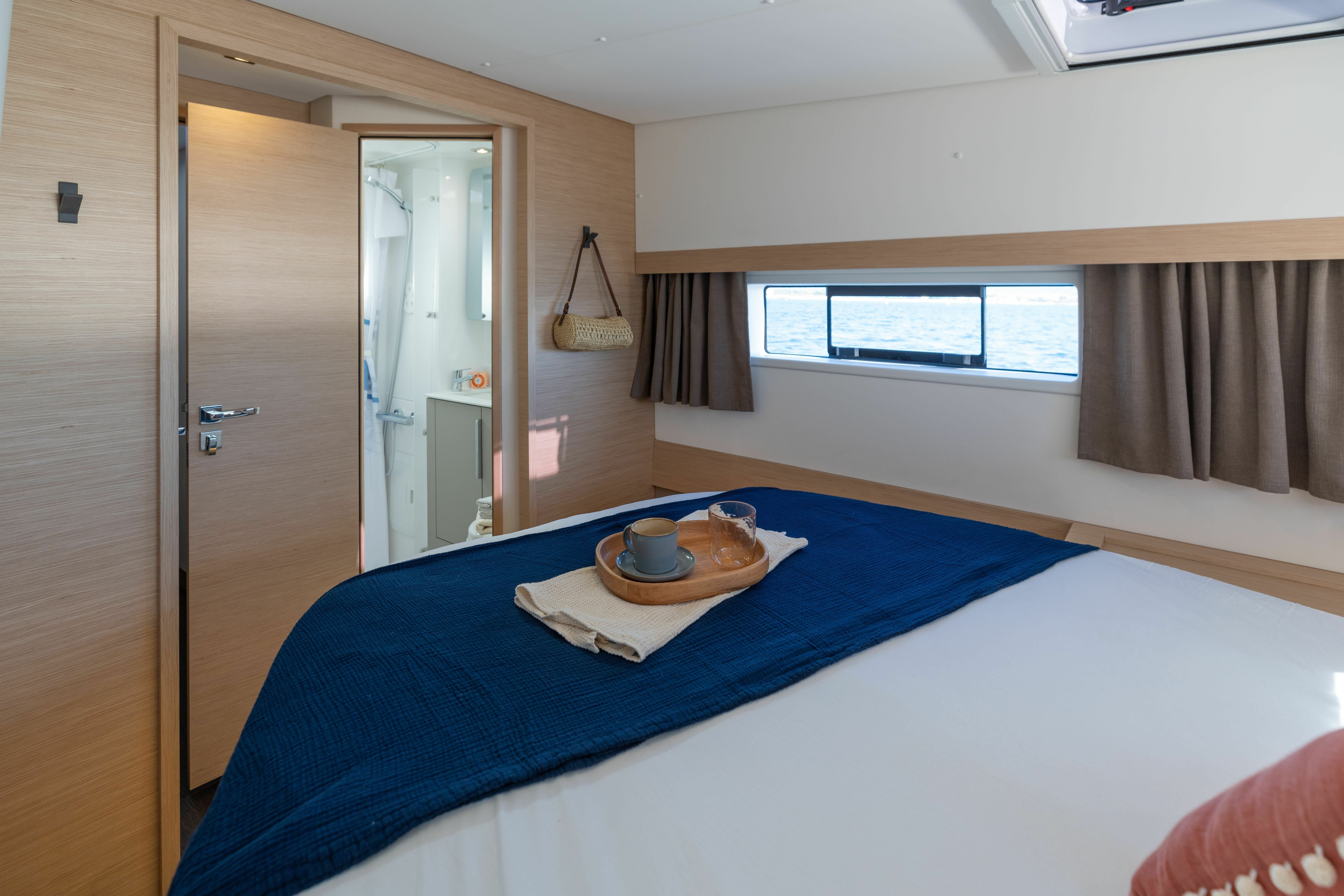 Fountaine Pajot FP44 | Diver Dog
