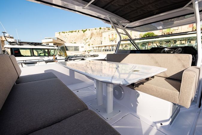 Axopar 37 TT | Nautiful