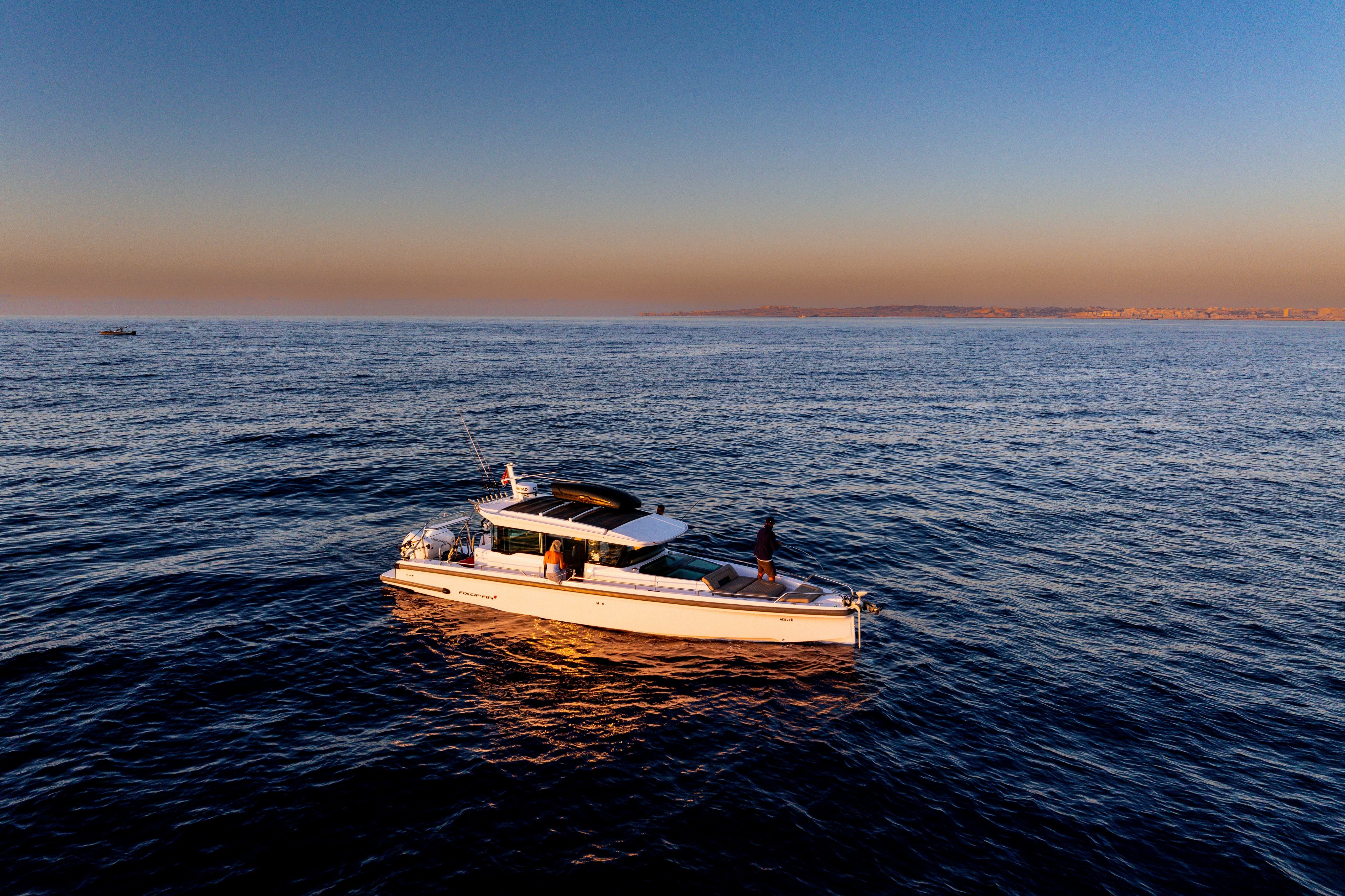 Axopar 37 XC | Adele 2