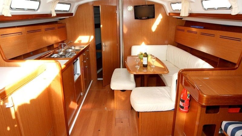 Beneteau Cyclades 43.4 | Orion 11