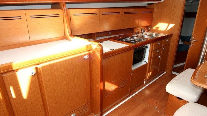 Beneteau Cyclades 43.4 | Orion 11