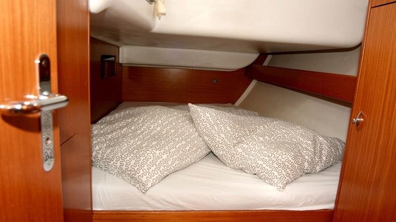 Beneteau Cyclades 43.4 | Orion 11