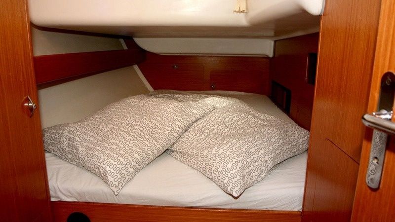 Beneteau Cyclades 43.4 | Orion 11