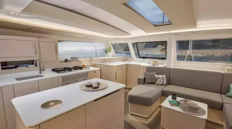 Fountaine Pajot New 44 | Tortuga