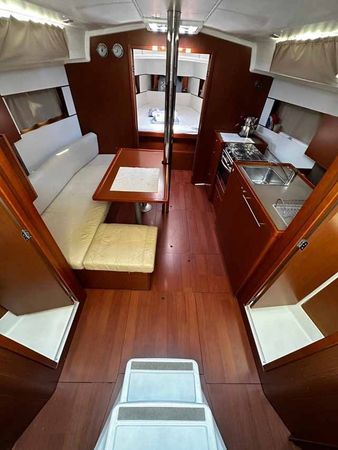 Beneteau Oceanis 38.1 | Ida