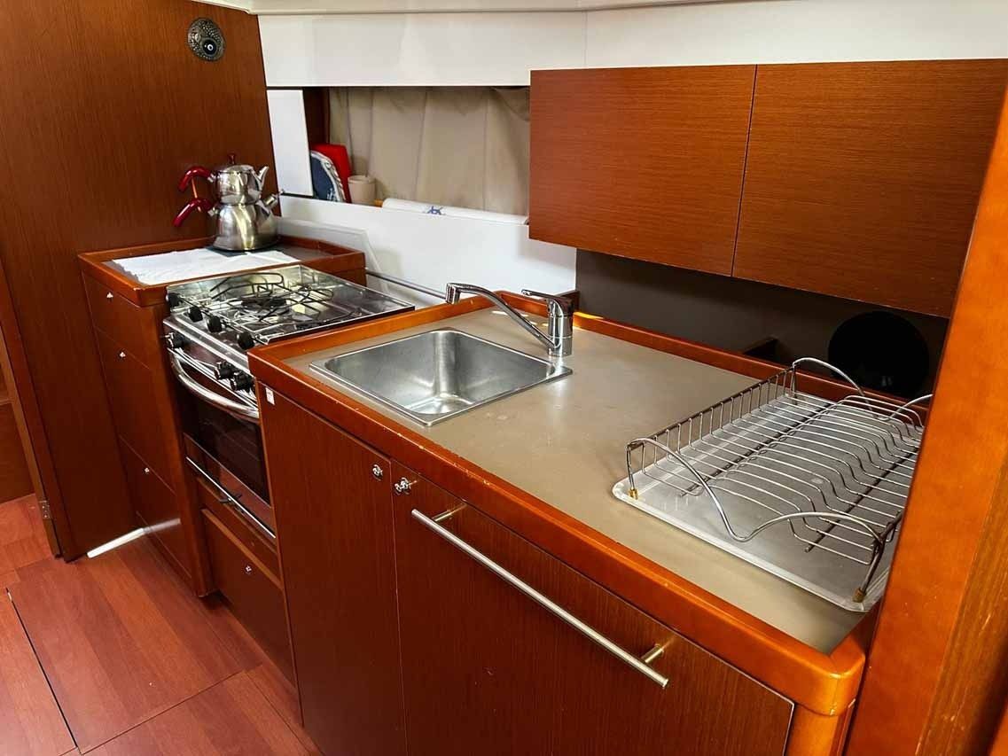 Beneteau Oceanis 38.1 | Ida