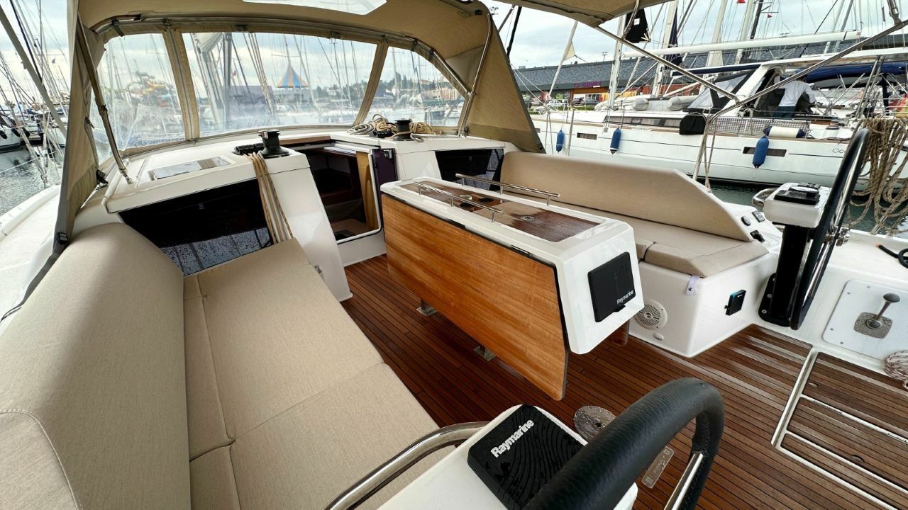 Dufour 430 | Nexus