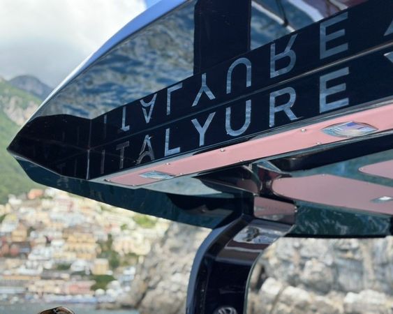 Italyure 38 | Teacher