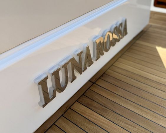 Italyure 38 | Luna Rossa