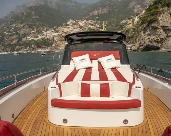 Italyure 38 | Luna Rossa
