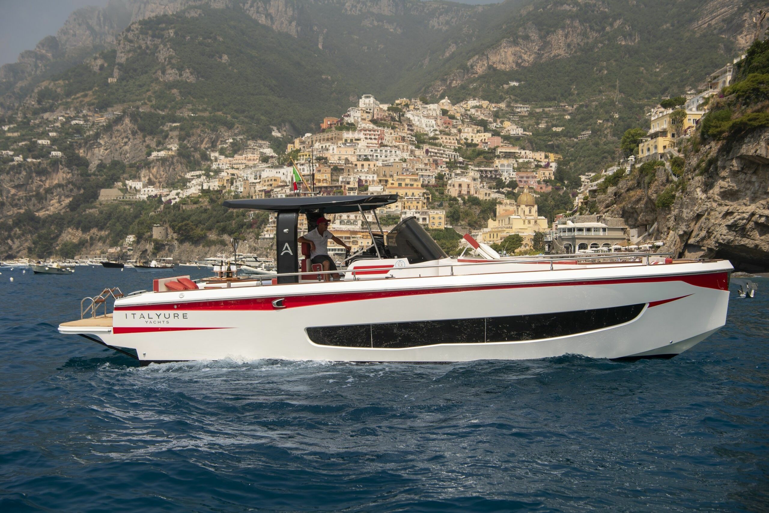 Italyure 38 | Luna Rossa