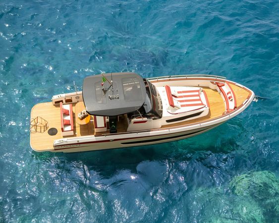 Italyure 38 | Luna Rossa