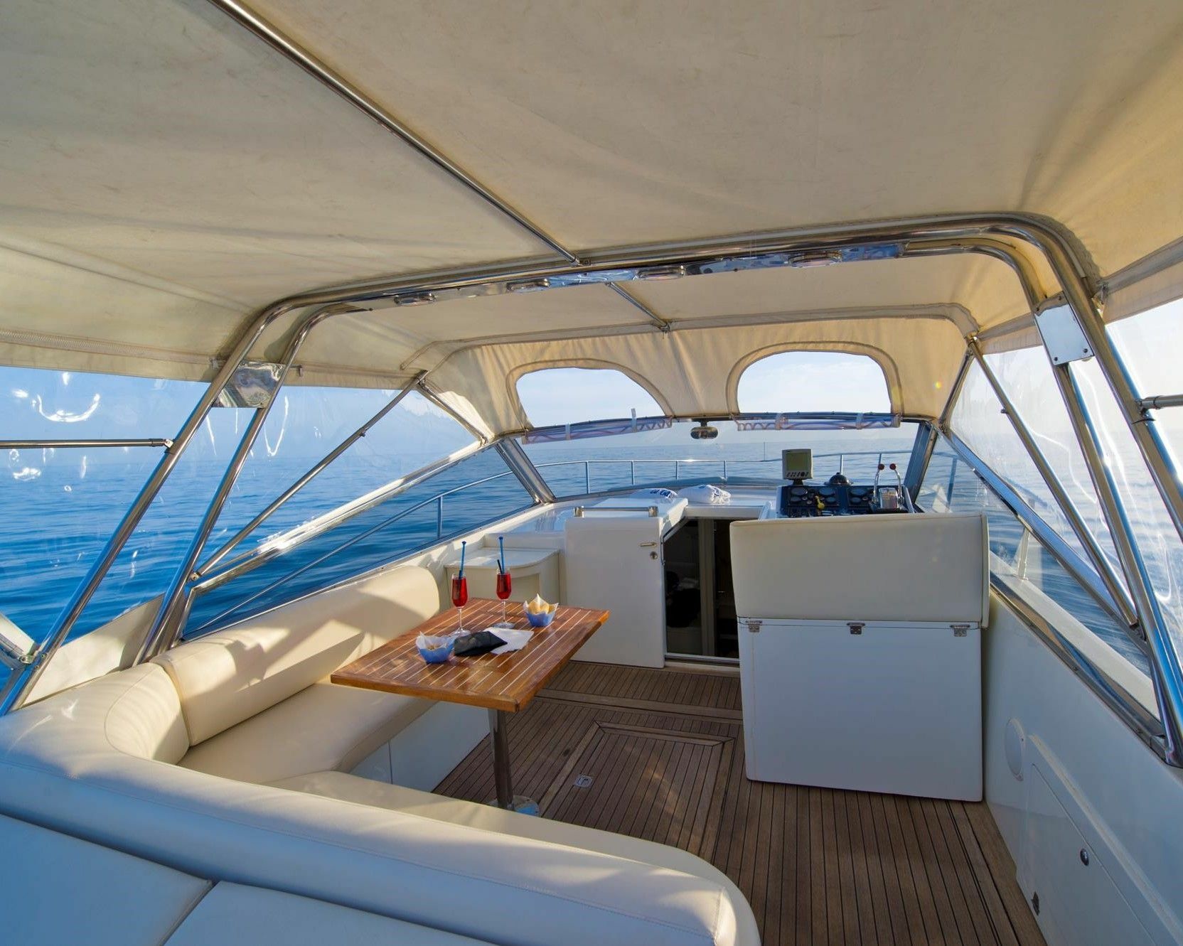 Baia 40 | Crowne