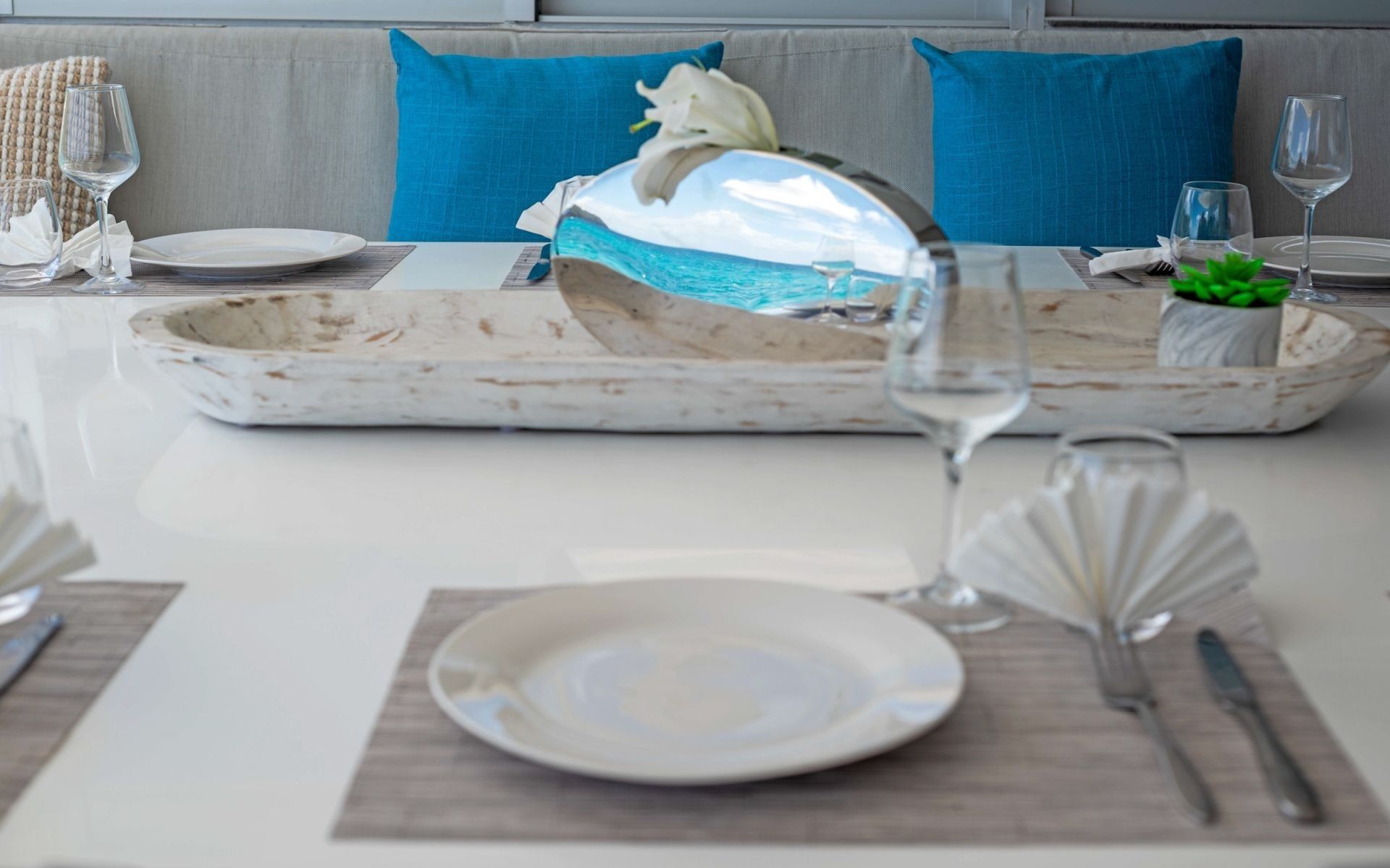Voyage 590 Electric | Celestine