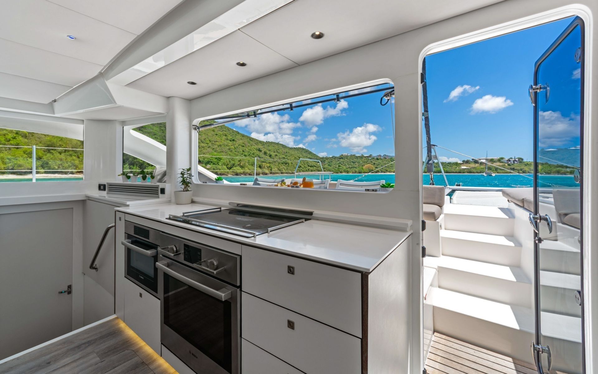 Voyage 590 Electric | Celestine