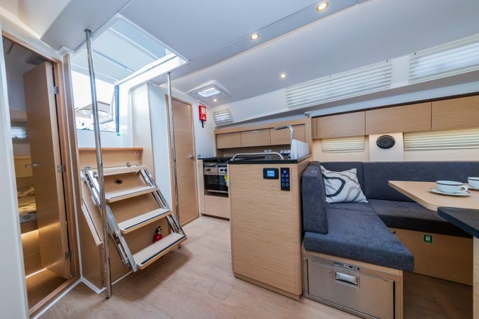 Hanse 410 | Catch Me If You Can