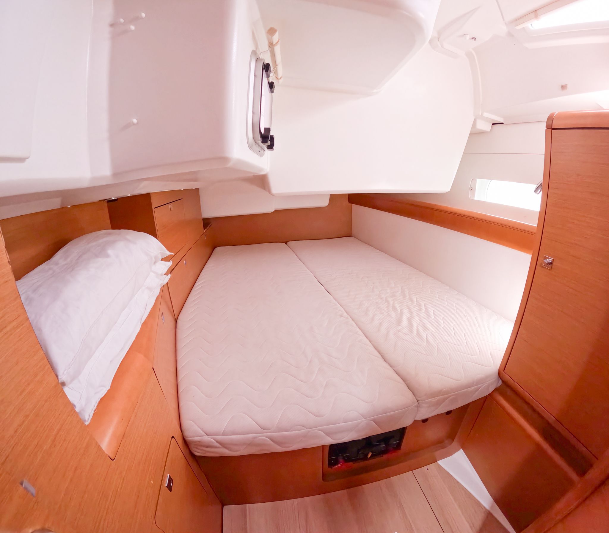 Jeanneau Sun Odyssey 519 | Leia