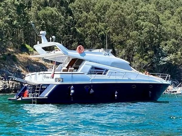 Johnson 56 | Fide Tres