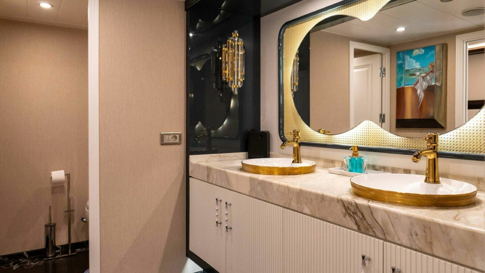 Custom Built 115 | Den Den