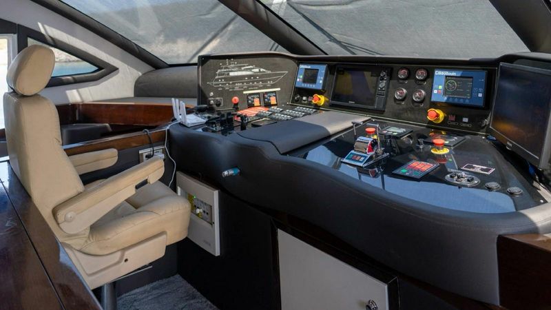 Custom Built 115 | Den Den