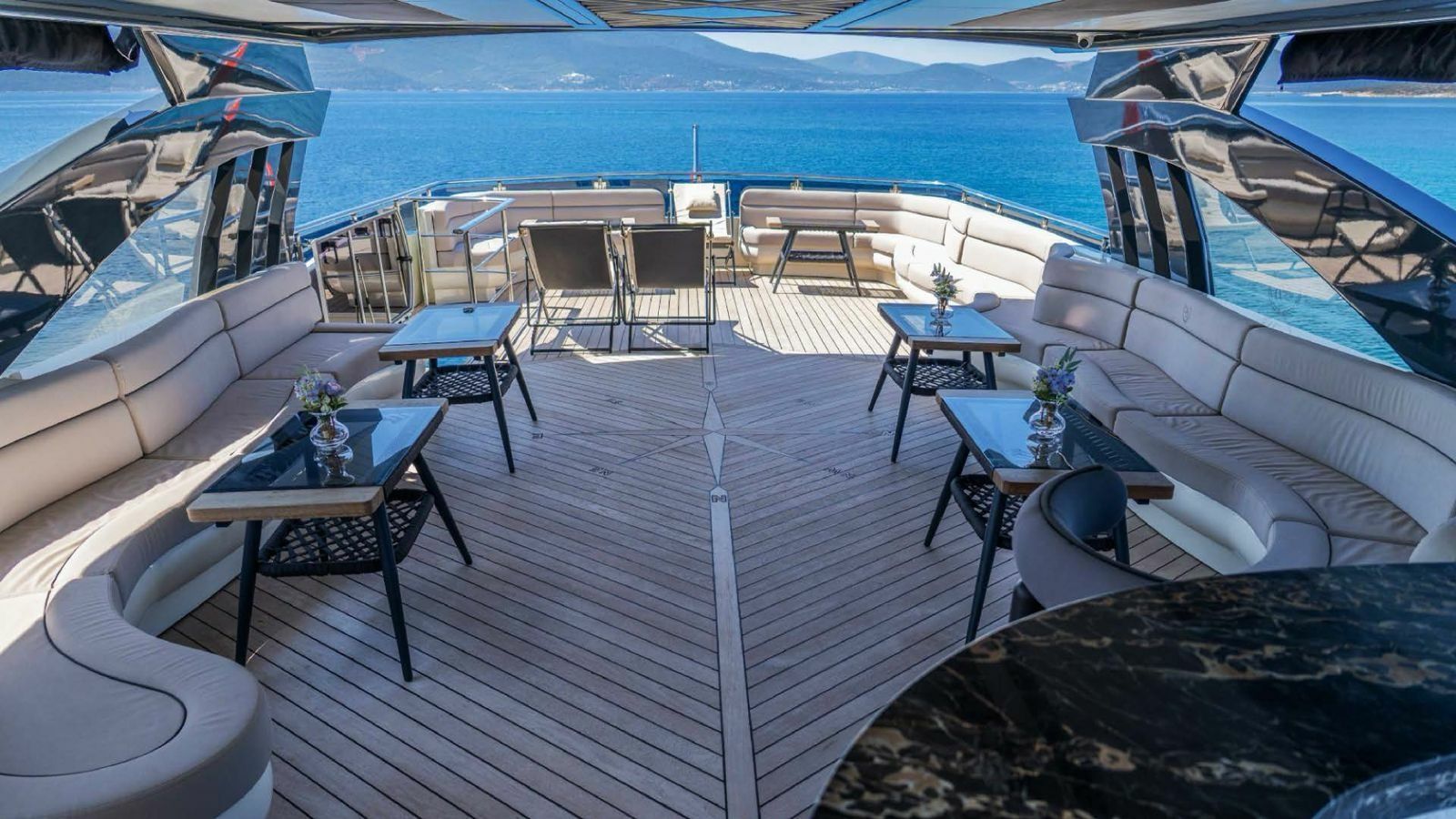 Custom Built 115 | Den Den